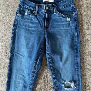 Levi’s Curvy Skinny Jeans